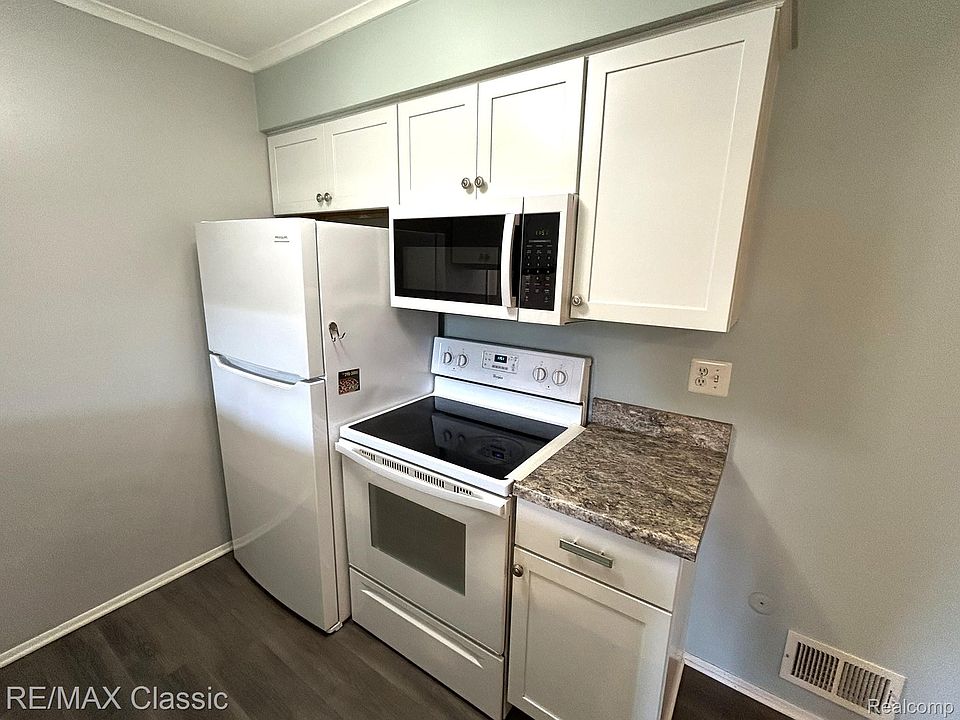 11820 Seaton Dr Apt F6, photo 10