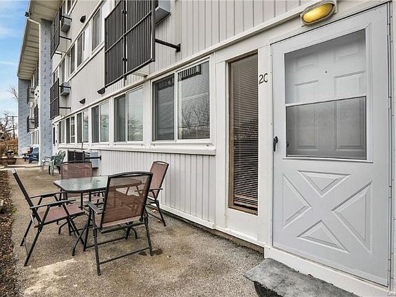 4th image of 4 Wyndover Woods Ln APT 20