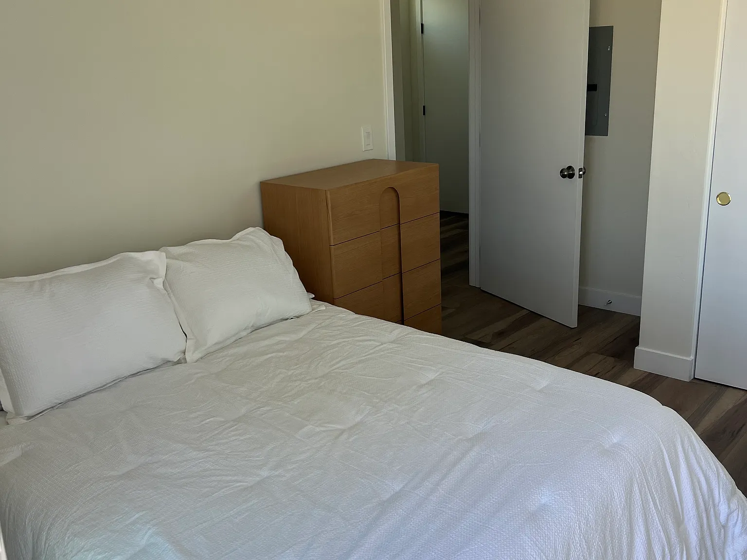 1 bed, 583 sqft, $2,450 — Photo 4