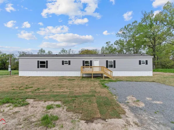 477 County Road 3000, Joaquin, TX 75954