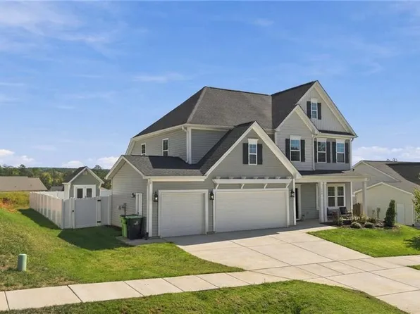 430 Brooke Hill Dr, Lewisville, NC 27023
