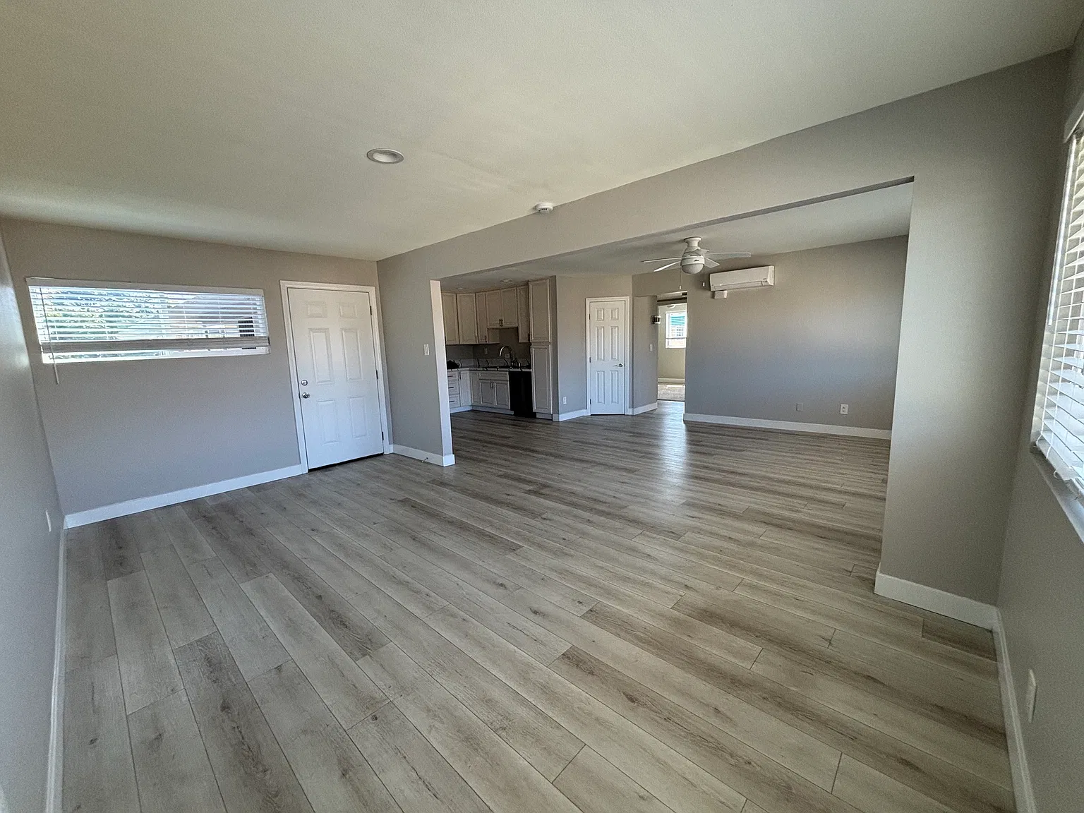 2 bed, 1100 sqft, $3,800 — Photo 3