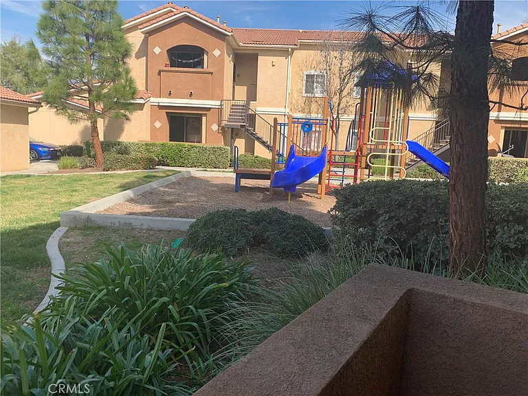 24909 Madison Ave — Photo 13