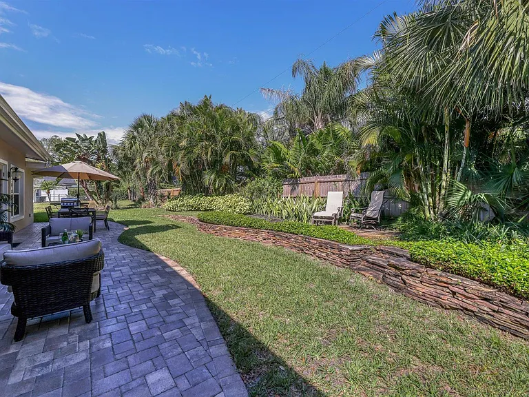 113 Harbor View Ln — Photo 44