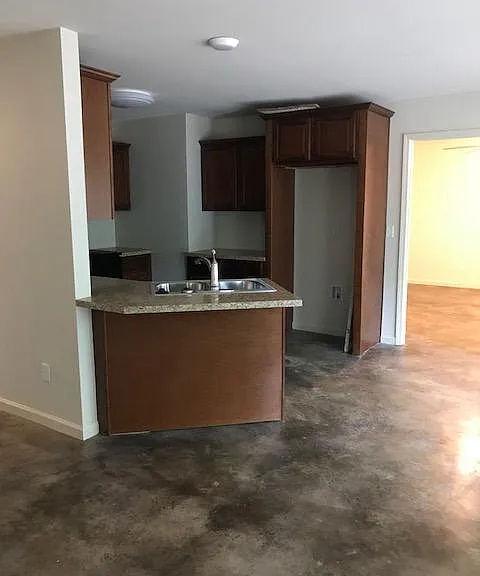 1516 Sugar Maple Ln — Photo 6