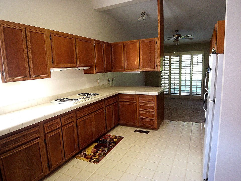 Large kitchen with plenty of storage