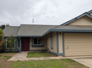 224 Berry Oak Ct, Rio Linda, CA 95673