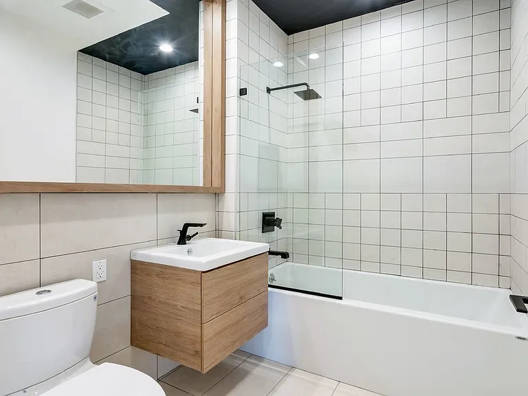 217 Green St #5C — Photo 5