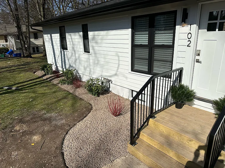 102 South St — Photo 27