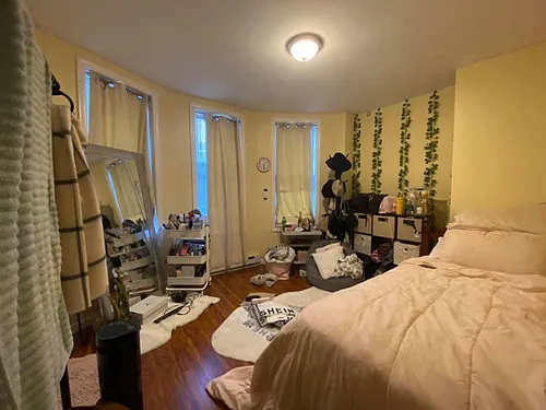 546 Summit Ave #201 Photo 1