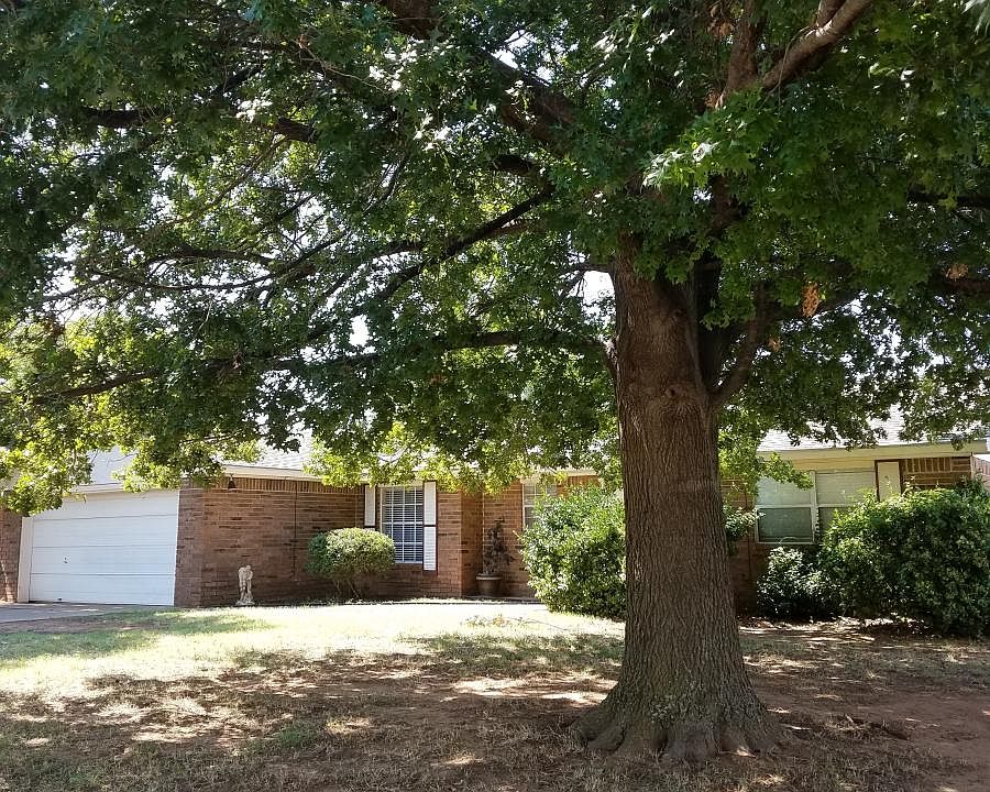 2nd image of 3023 Clayton Ave