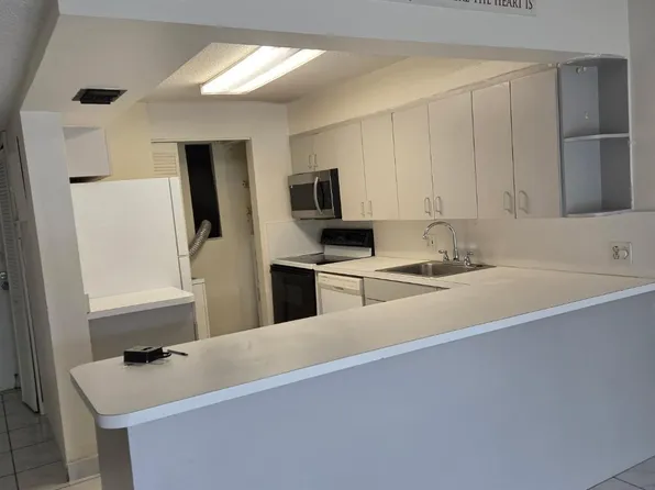 8040 Colony Cir N, Tamarac, FL