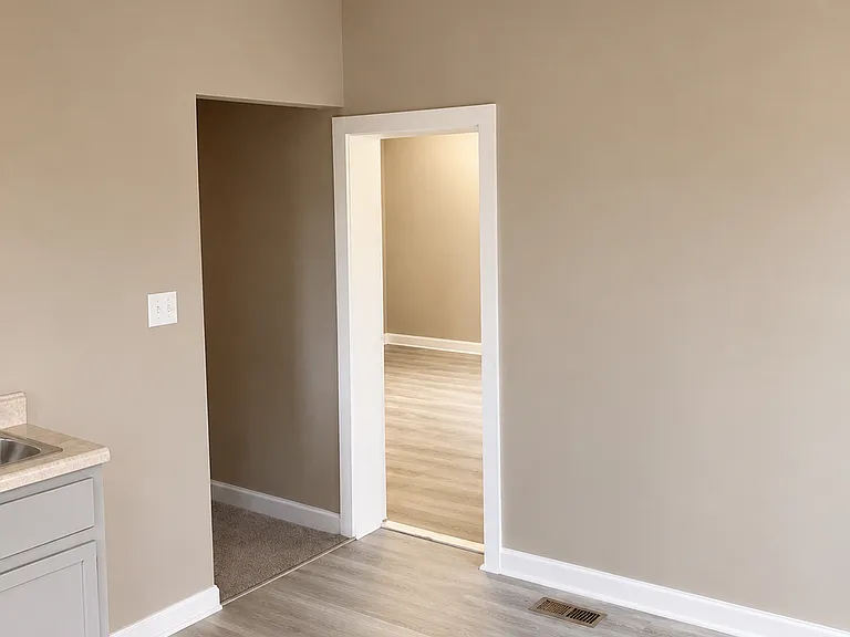 716 Dudley Ave #1 — Photo 6