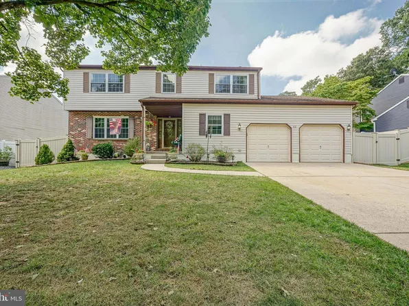 42 N Green Acre Dr, Cherry Hill, NJ 08003