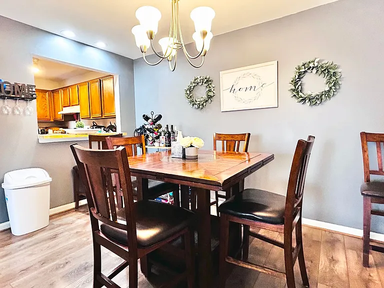 202 Grosvenor Ln #203 — Photo 6