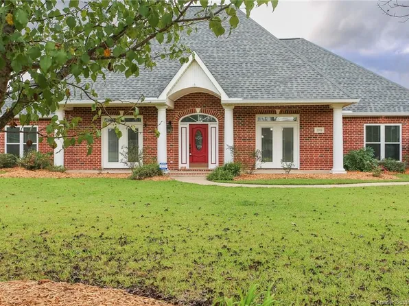 1105 Athens Dr, Lake Charles, LA 70611
