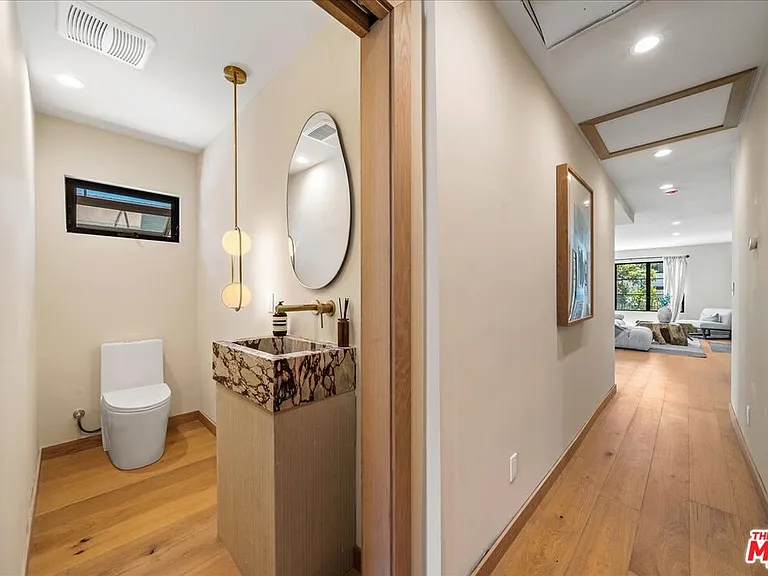 14537 Hesby St — Photo 24