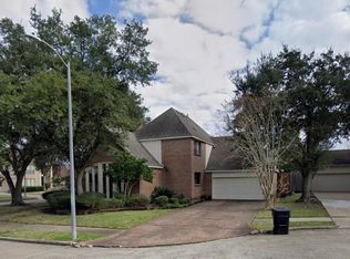 12003 Lakeway Ct, Houston, TX 77071