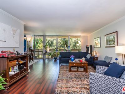 850 N Kings Rd APT 310, West Hollywood, CA, 90069