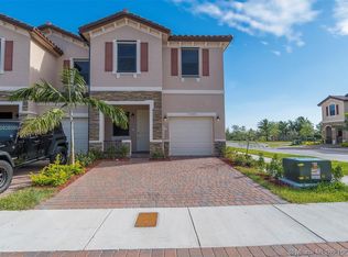 15080 SW 119th Ln, Miami, FL 33196