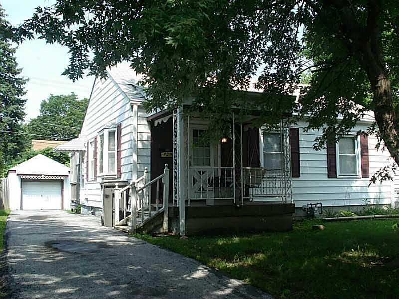 1st image of 2030 N Drexel Ave