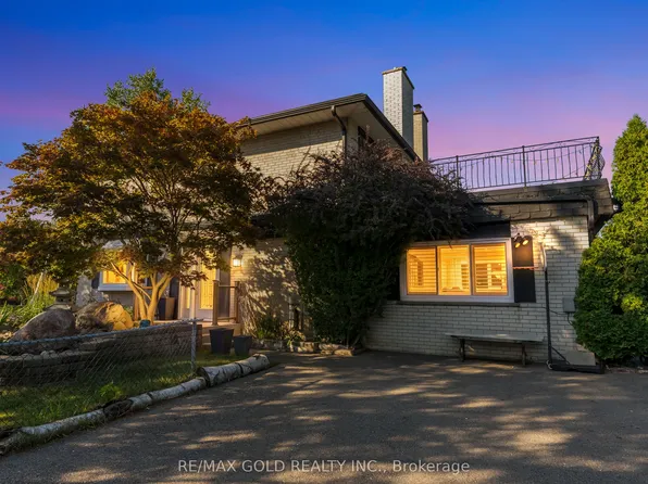 2520 Constable Rd, Mississauga, ON L5J 1W1