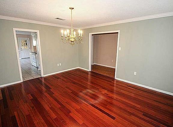 3rd image of 3120 Roosevelt Blvd