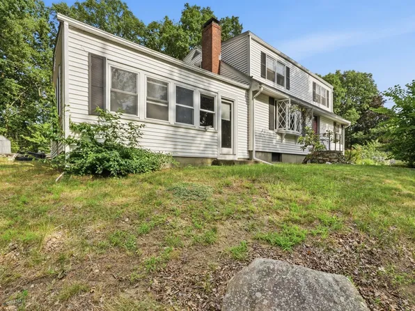 28 Spring Rd, Westborough, MA 01581