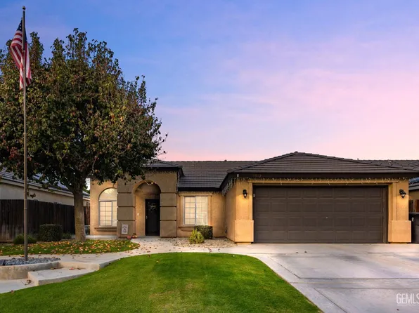 13502 Scafell Pike St, Bakersfield, CA 93314