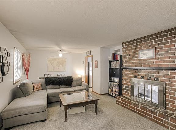 3rd image of 6809 Englewood Ave