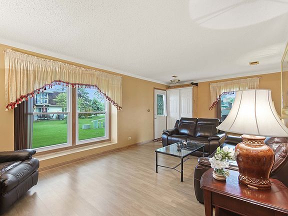 5th image of 2224 Hyde Ct