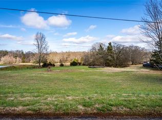 399 Tripp Rd, Piedmont, SC 29673