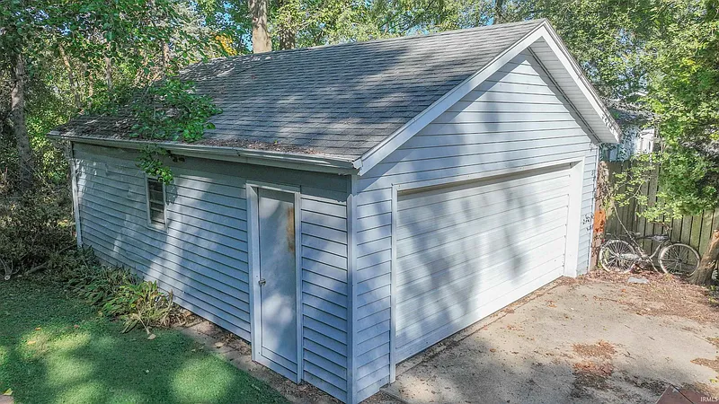 Thumbnail 17