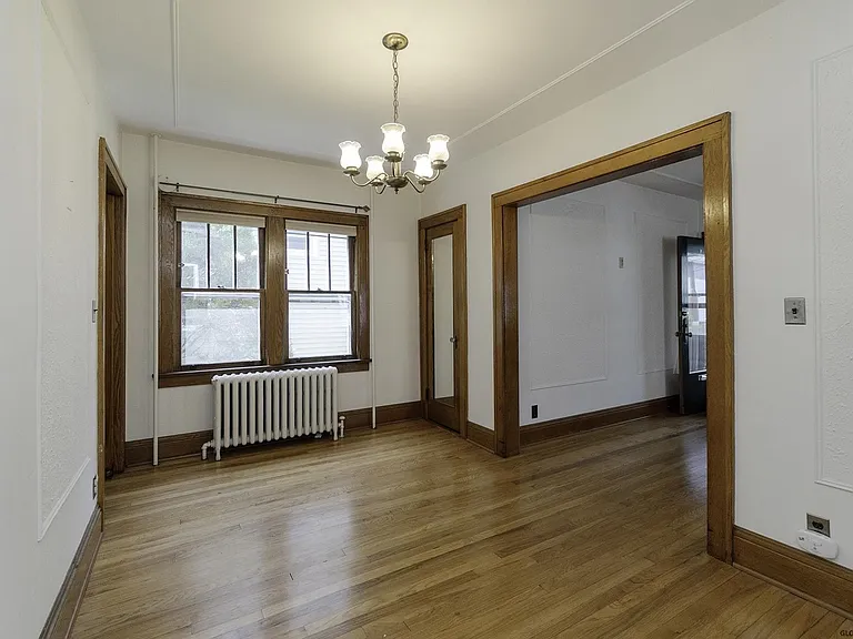 110 Hollywood Ave #1 — Photo 12
