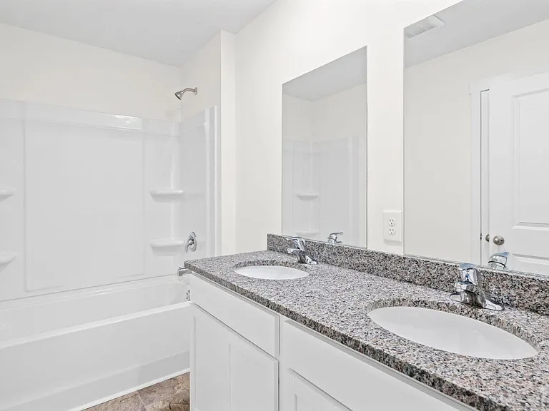 3729 Hawks Creek Dr — Photo 22