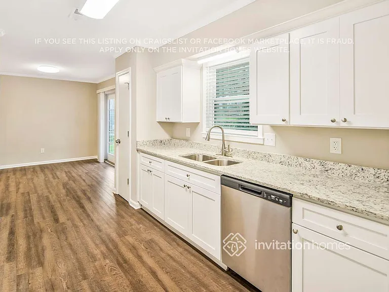 124 Plaza Dr — Photo 13