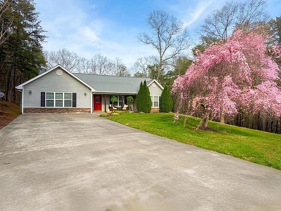 2nd image of 58 Autumn Ridge Dr