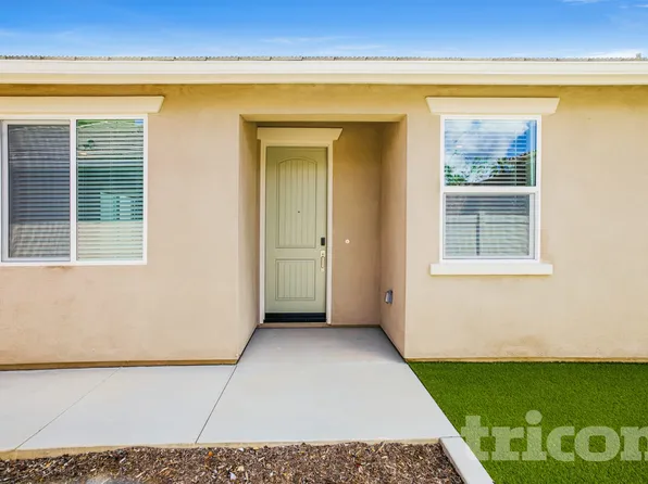 680 Susanne St Unit 2, Corona, CA 92882