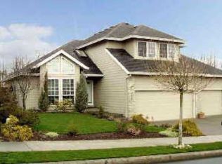 235 SW 18th St, Troutdale, OR 97060