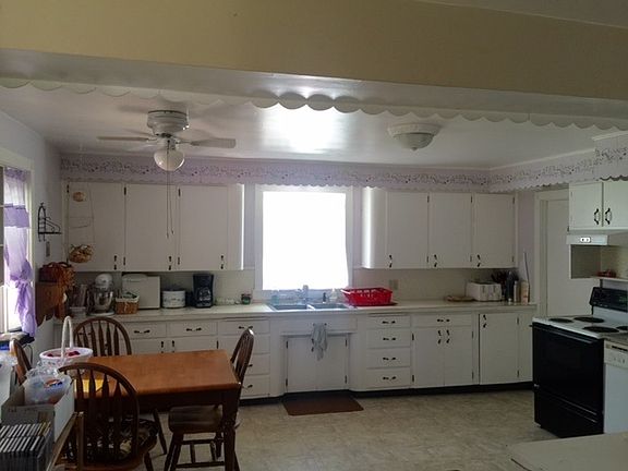 2nd image of 323 S Stafford Ave