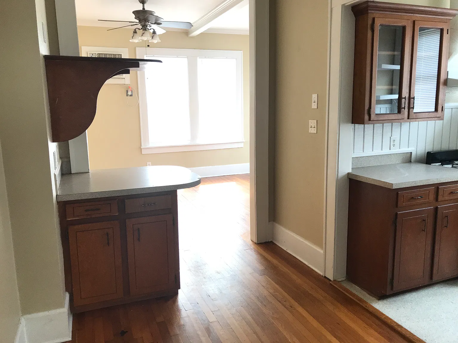 Studio, 550 sqft, $700 — Photo 4