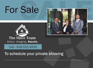 7039 Quakertown Ave, Winnetka, CA 91306