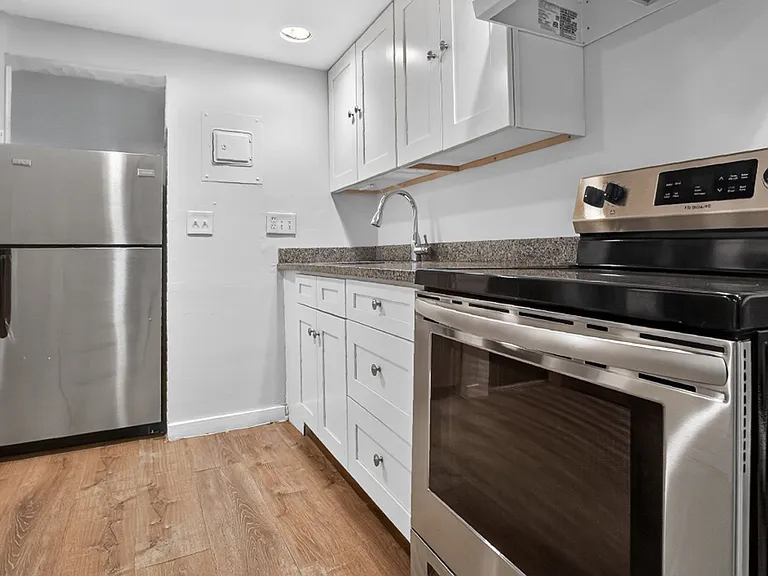 166 Park St #168 — Photo 6