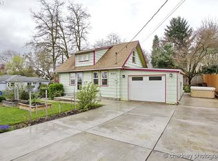 5323 SE Harney Dr, Portland, OR