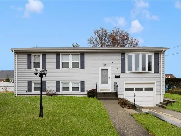 22 Di Mario Dr, Providence, RI 02904
