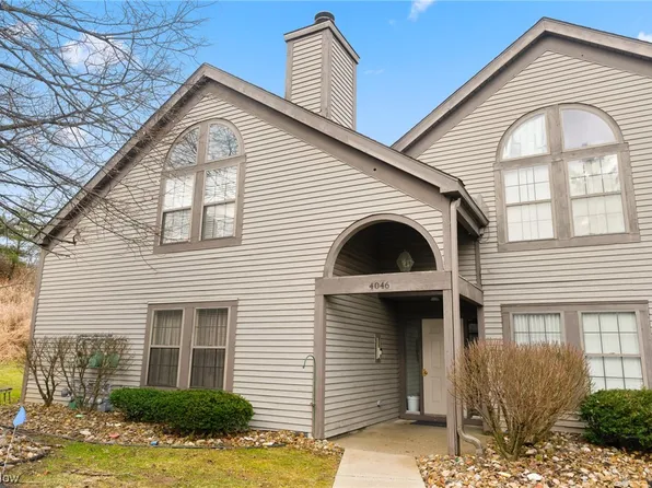 4046 Saint Andrews Ct APT 2, Canfield, OH 44406