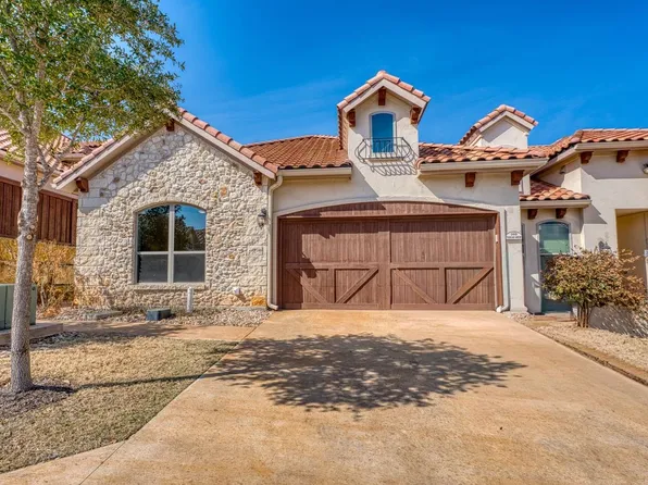 300 Tuscan Dr, Horseshoe Bay, TX 78657