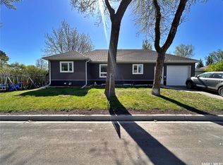 1401 Mark Ave, Moosomin, SK S0G3N0