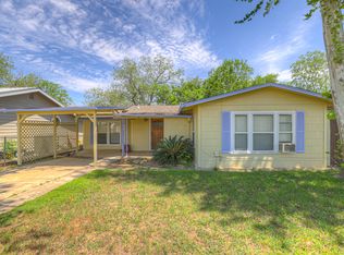 1015 Reiley Rd, Seguin, TX 78155