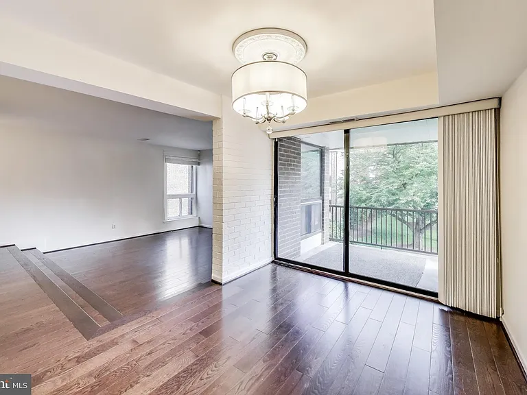 9820 Georgia Ave #301 — Photo 7